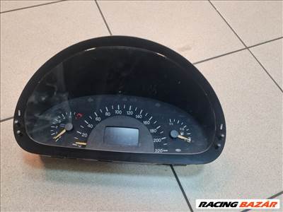 Mercedes Vito (2nd gen) W639 kilométer óra 