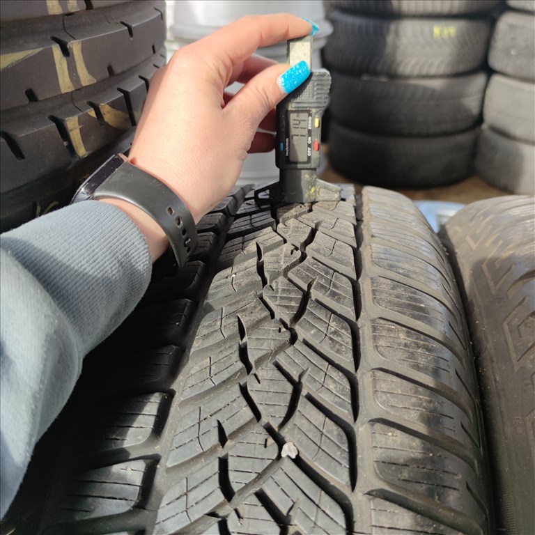 215/65 R16 Fulda téli gumi 88000ft a 4db/288/ 1. kép