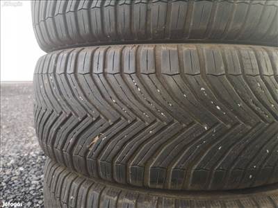  225/5519" 80e/4db Michelin négyévszakos gumi gumi