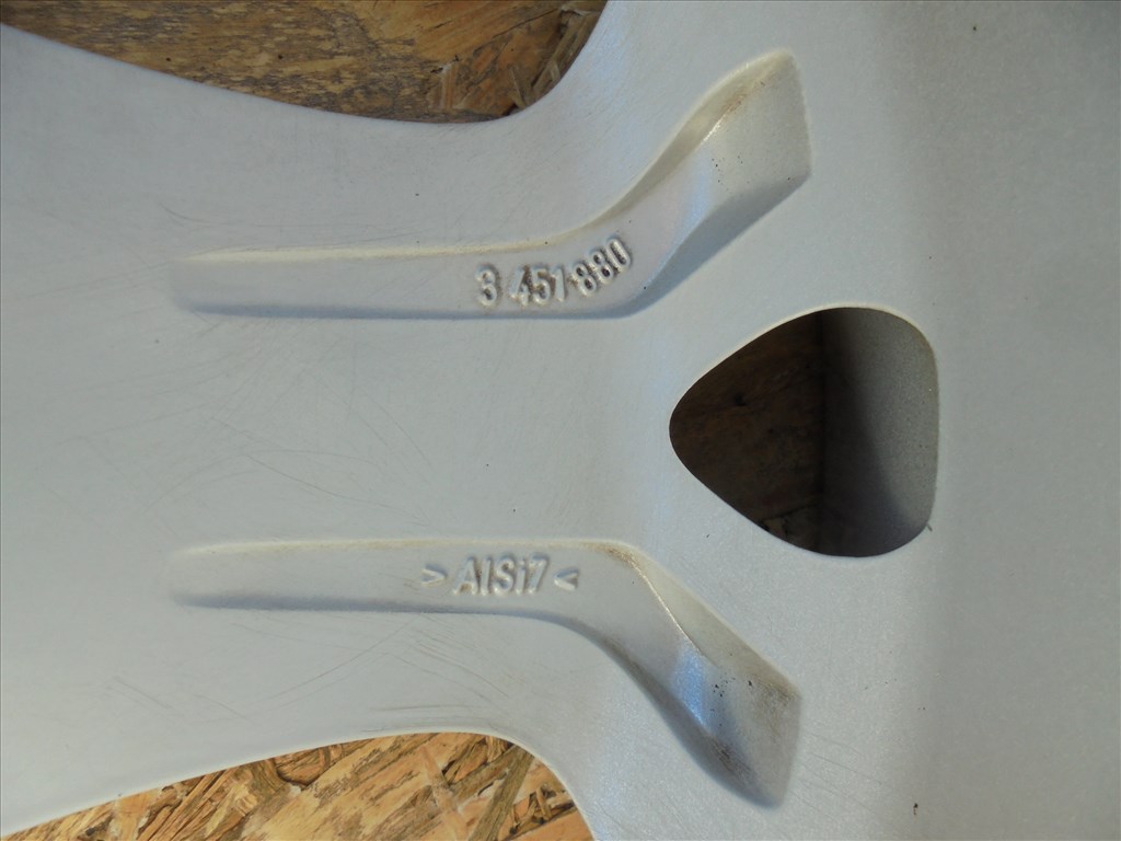 18-as újszerű BMW gyári alufelni eladó 7. kép