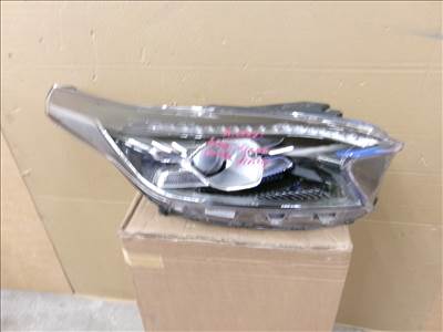 KIA XCEED jobb első LED fényszóró 2020-2023 92102J7300