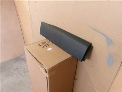 OPEL CROSSLAND X CROSSLAND jobb hátsó ajtó díszléc 13482101