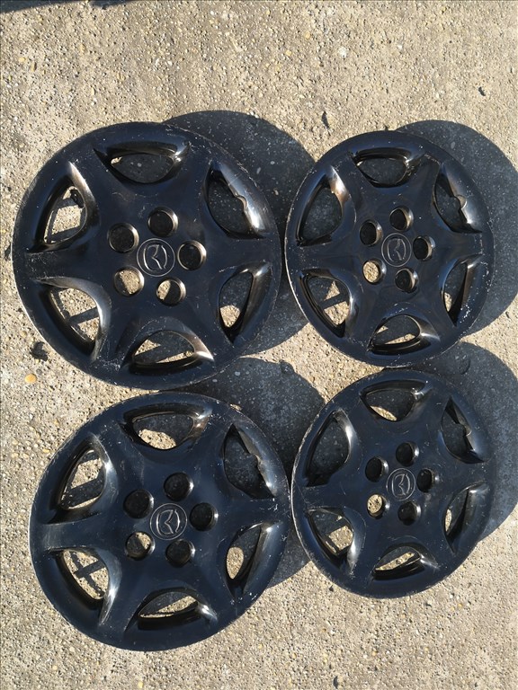 Eladó gyári dísztárcsák ! 2. kép