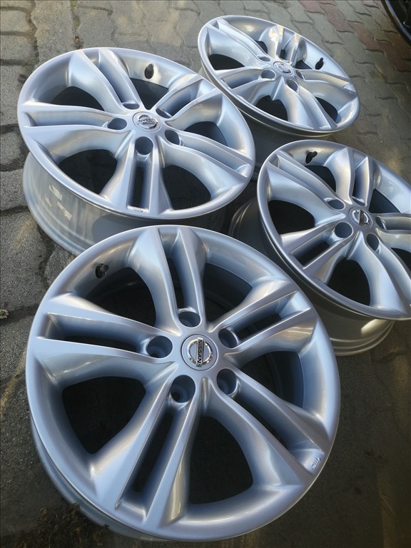  5x114,3 Nissan Qashqai, Leaf, X-Trail 17" gyári alufelni 4. kép