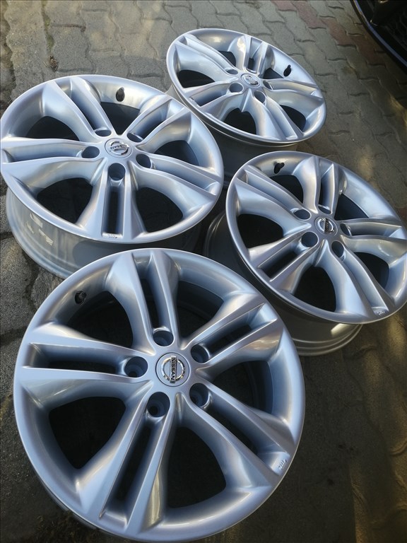  5x114,3 Nissan Qashqai, Leaf, X-Trail 17" gyári alufelni 5. kép