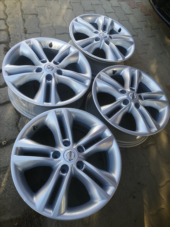  5x114,3 Nissan Qashqai, Leaf, X-Trail 17" gyári alufelni 6. kép