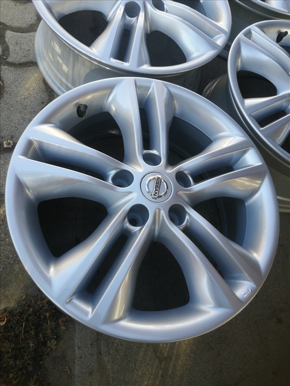  5x114,3 Nissan Qashqai, Leaf, X-Trail 17" gyári alufelni 7. kép