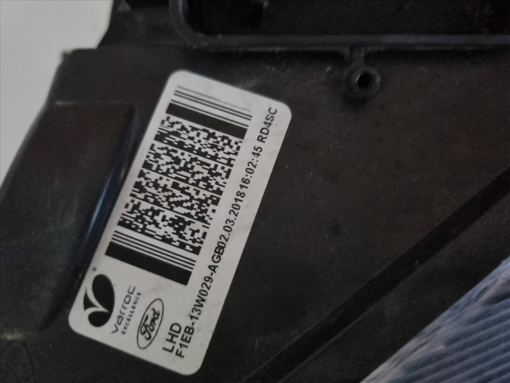 Ford Focus Mk3 (2014-2018) Jobb első fényszóró F1EB-13W029-AGB 2. kép