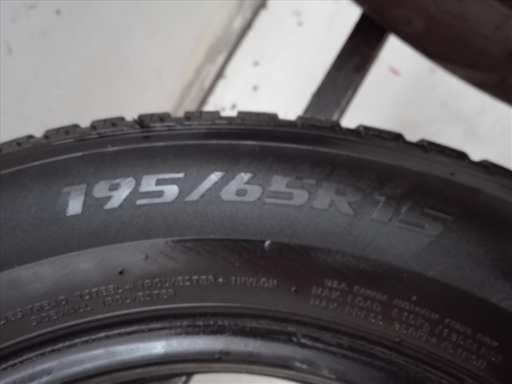 195/65R15 Laufenn négyévszakos gumi 2db 195/65 r15 6. kép