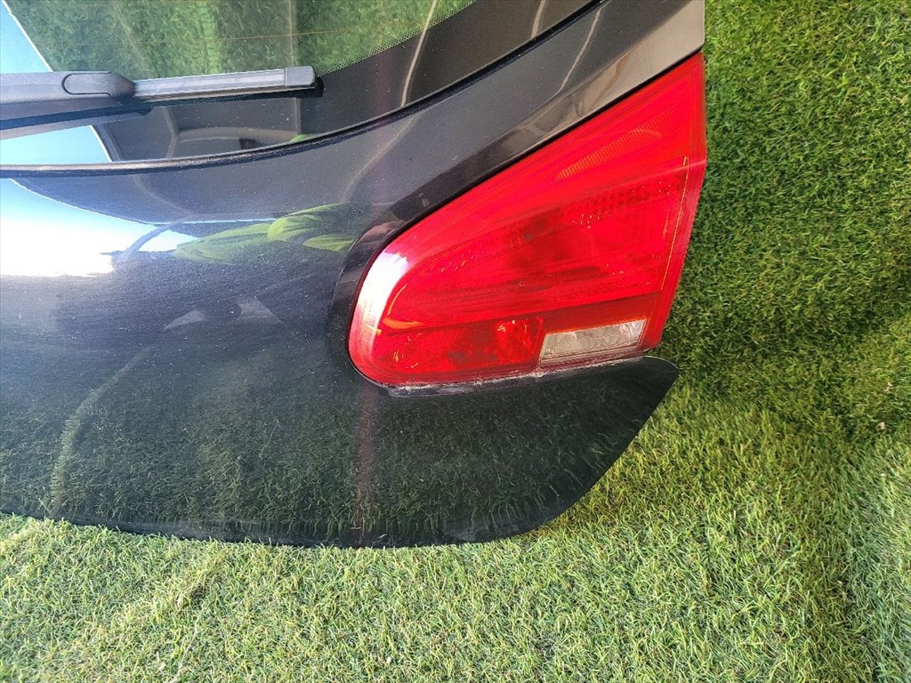 KIA CEED Csomagtérajtó (Részeivel) 919811H010 e2043r00351 6. kép