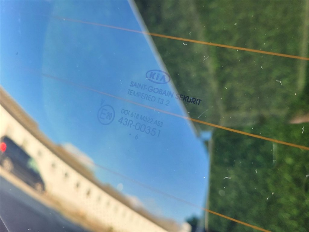 KIA CEED Csomagtérajtó (Részeivel) 919811H010 e2043r00351 7. kép