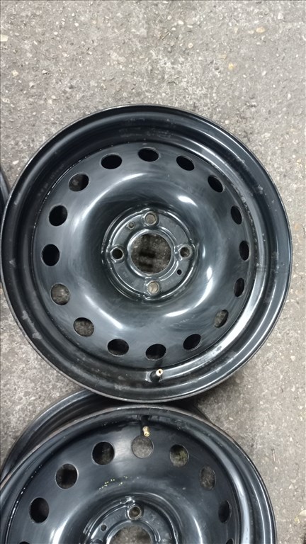  4x100 lyukosztású 5,5JJ 15" használt (gyári felni) lemezfelni 4. kép