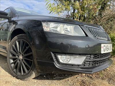 Skoda Octavia III Első lökhárító LC9Z 