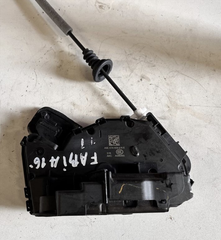 Skoda Fabia III, Skoda Octavia III jobb hátsó ajtózár 5ta839016e 5TA839016E 1. kép