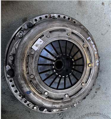 Ford C-Max Mk2, Ford Focus Mk3 kettős tömegű lendkerék szett FM51-6477-DD FM51-7550-AA