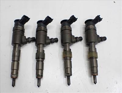 Peugeot 208 I, Citroën C3 II. Ford Fiesta 1.4 TDCi 8H01 8HR porlasztó garnitúra 0445110339