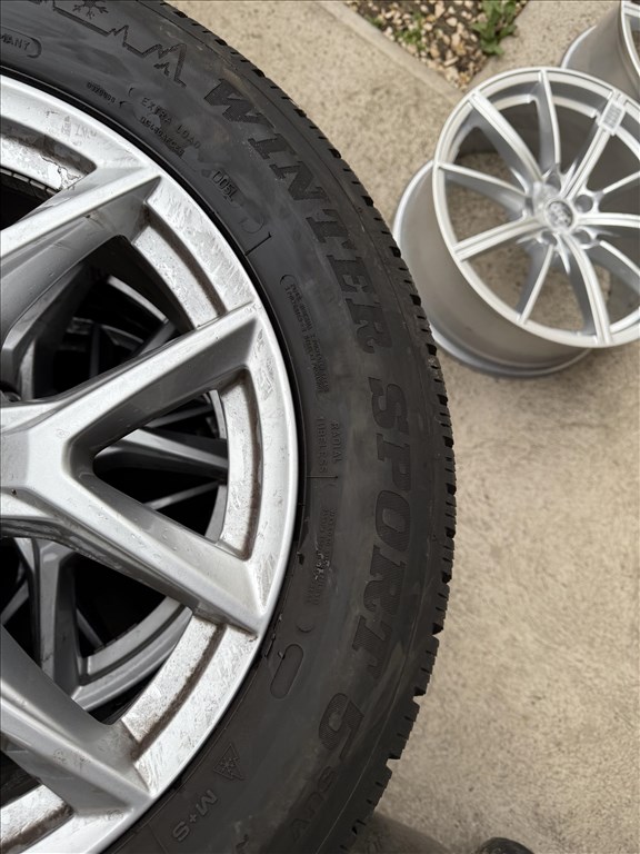  235/6018" használt Dunlop téli gumi gumi 3. kép