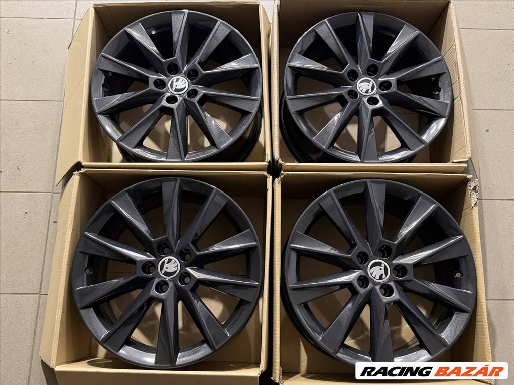 R17 5x100 Original skoda Rapid Fabia - SAVIO - 7J ET46 OE 5JJ601025 -Custom black  3. kép