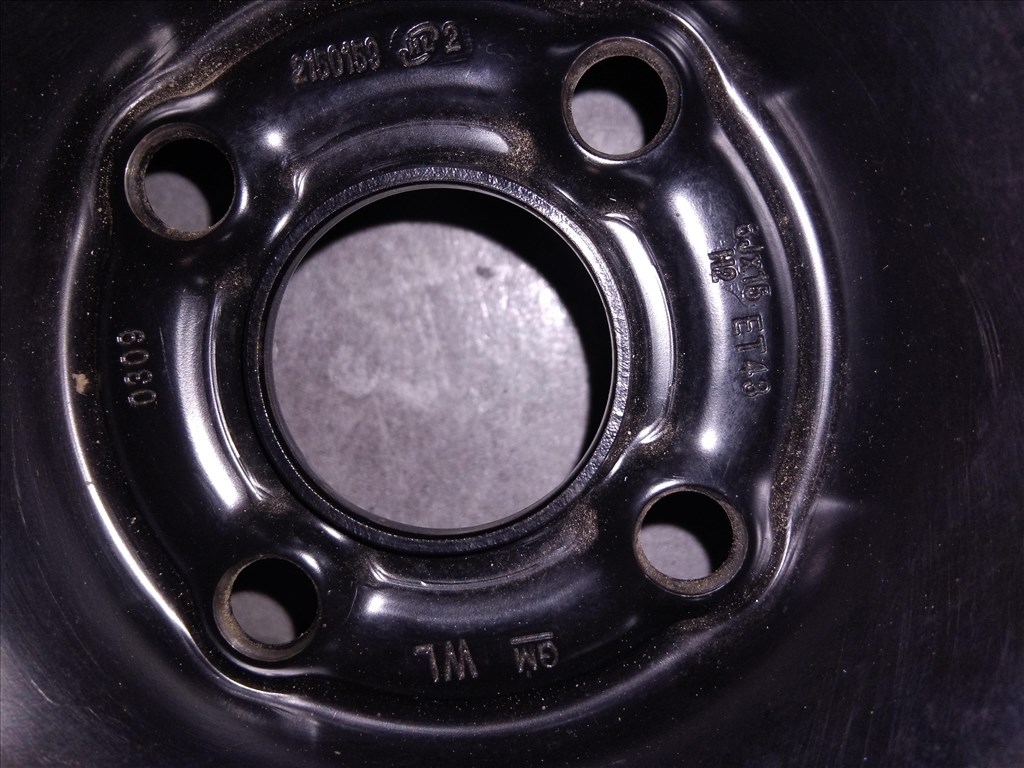  4x100 lyukosztású 15" új (gyári felni) lemezfelni, rajta 185/60 új nyári gumi  1. kép