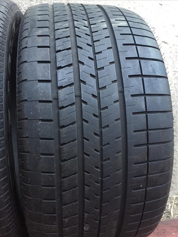 GoodYear F1 Eagle 285/40 R19 nyári gumi pár eladó. 3. kép