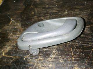 Suzuki Alto IV Bal hátsó Belső Kilincs *86563*