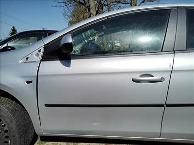 Fiat Bravo II 1.9JTD bal első ajtó 