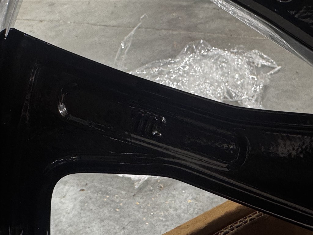 R20 Original mercedes 9J ET28 - A257 401 2200 / A2574012200 1db felni alufelni 8. kép