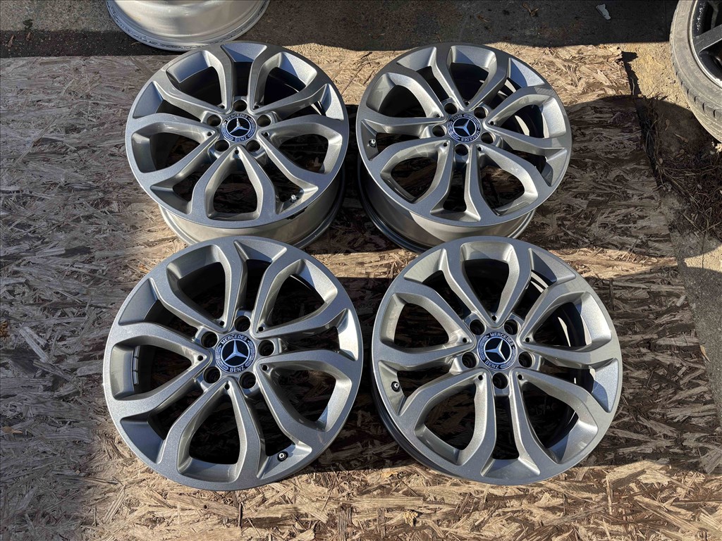 Mercedes W205 17" 5x112 gyári alufelni eladó 17 coll A B C CLA 5. kép