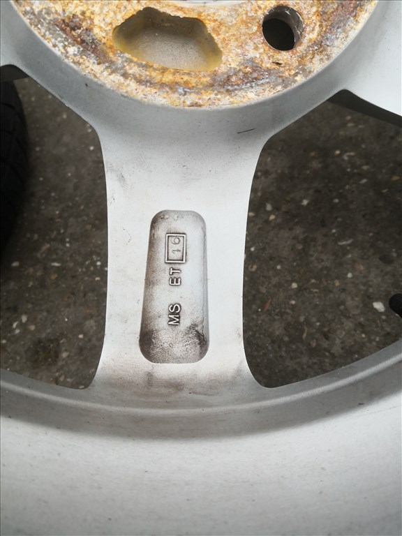 Ford , Audi 80 15-ös alukerék 8. kép