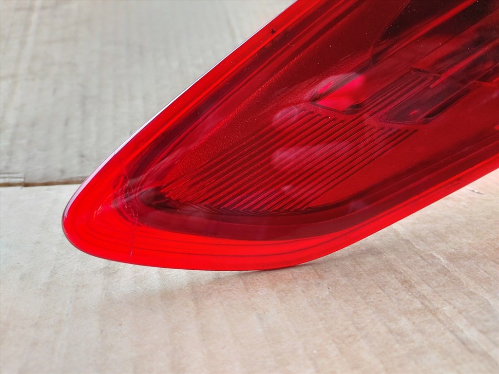 Ford Focus Mk3 kombi (nem ledes) bal hátsó lámpa (2011-2015)  2. kép