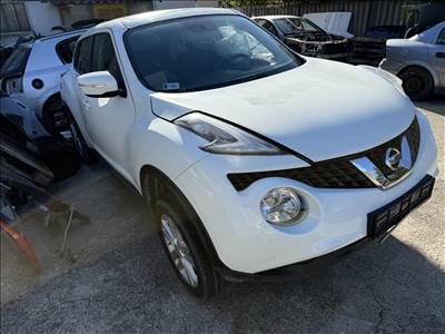 Nissan Juke I ablaküveg 