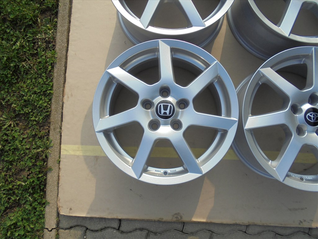 Új 16-os Német 5 x 114.3-as alufelni eladó 3. kép