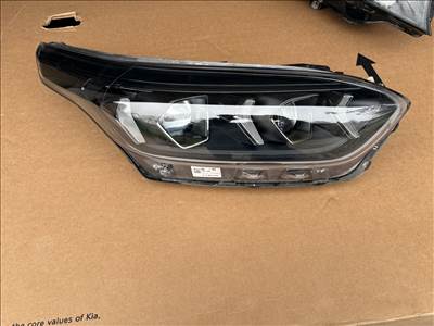 Kia Cee'd (CD), Kia XCeed Jobb első lámpa 92102j7500