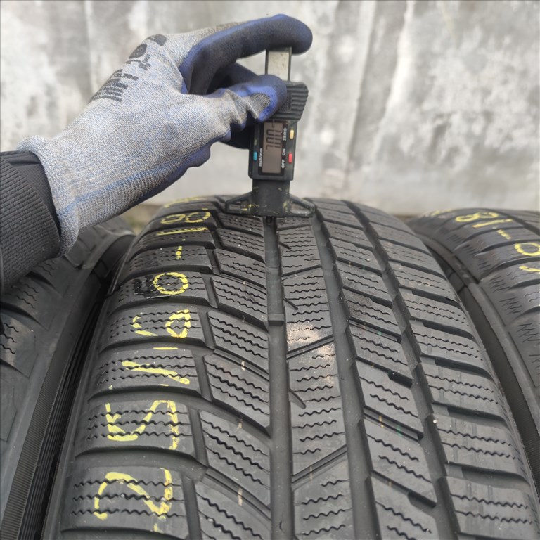  225/60 R18 Toyo téli gumi 77000ft a 4db/13/ 3. kép