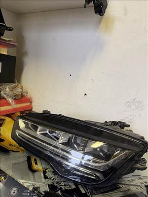 Audi A7 4G bal oldali full les fényszóró 4g8941033k