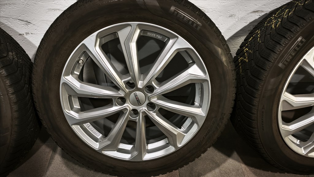 Hyundai-Kia 19-es téli szett, 5x114.3- 235/55R19 4. kép