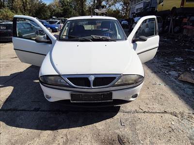 Lancia Ypsilon I 1.1 fényszóró 