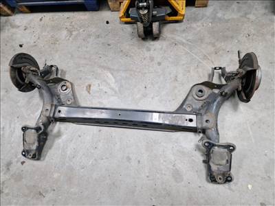 Volkswagen Golf VII fix, merev hátsó híd 5Q0 501 049 BA (25804)