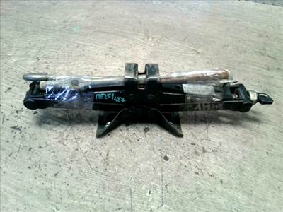 MITSUBISHI COLT 96-98 Autóemelő