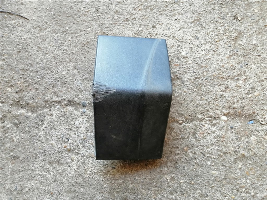 SsangYong Musso Jobb első Küszöb burkolat  7925036000 1. kép