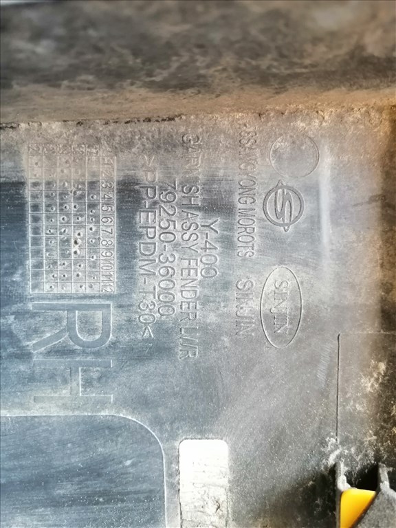 SsangYong Musso Jobb első Küszöb burkolat  7925036000 3. kép