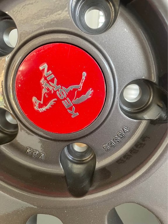  Keskin Kt 22 gyári alufelni 18” 4. kép