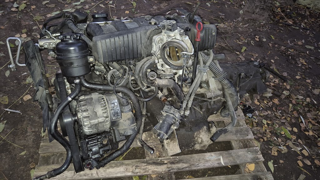 BMW 520i M52 b20 komplett motor  3. kép
