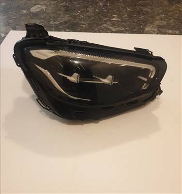 Mercedes Benz E jobb első lámpa 