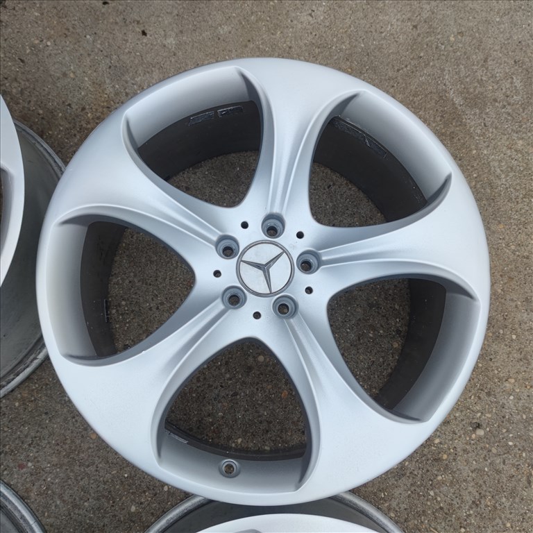 5x112 20 Gyári Merci alufelni 158000ft a 4db/22/ 2. kép