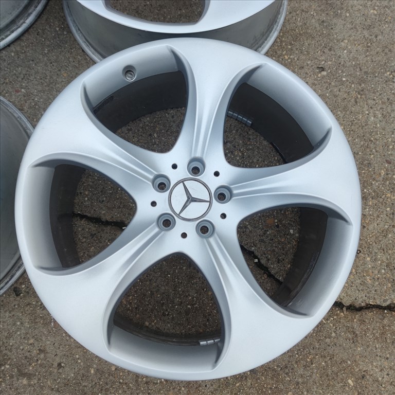 5x112 20 Gyári Merci alufelni 158000ft a 4db/22/ 3. kép