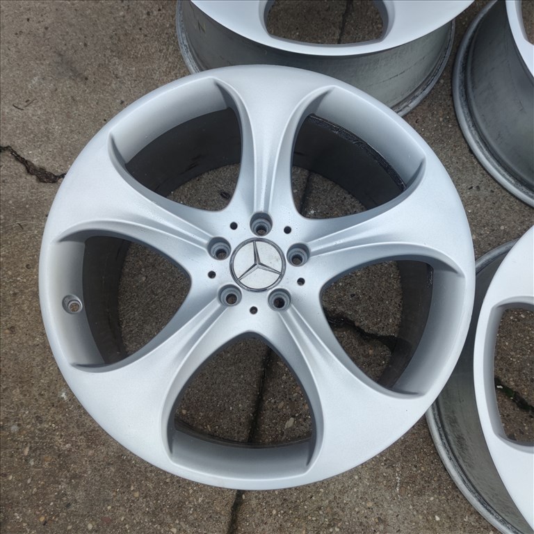 5x112 20 Gyári Merci alufelni 158000ft a 4db/22/ 4. kép