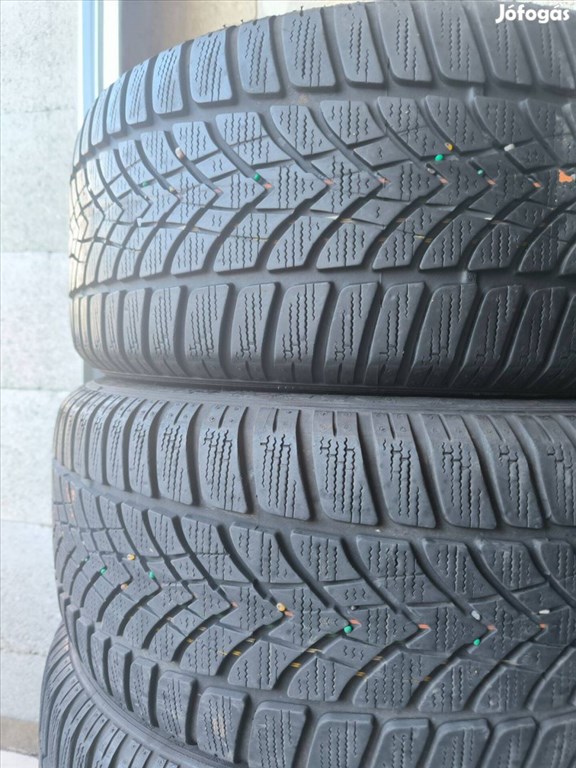  225/4517" használt Dunlop téli gumi gumi 5. kép