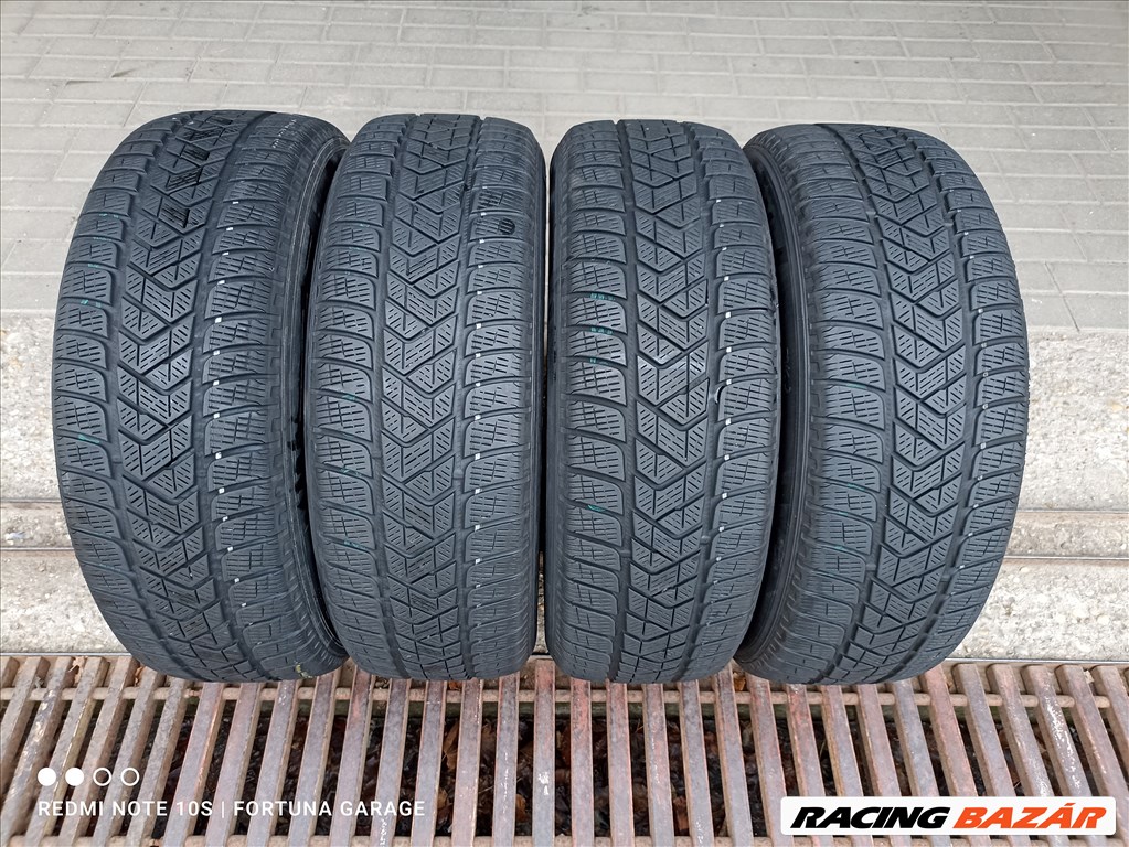215/65 R17" Pirelli használt téli garnitúra 1. kép