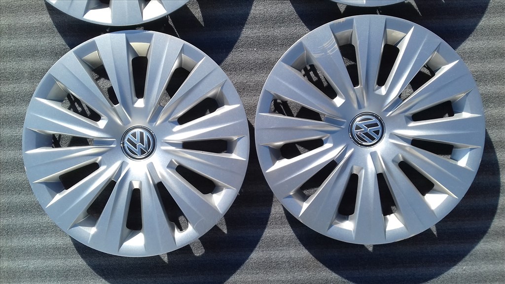 15 colos gyári Vw dísztárcsa garnitúra 2. kép